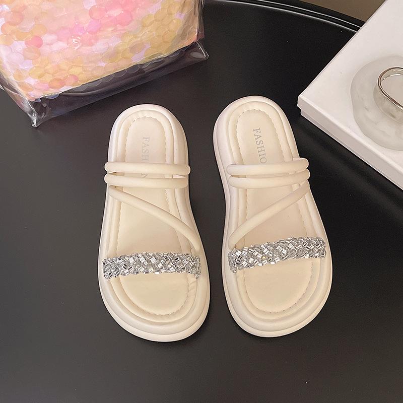 Thick-soled Cool Slippers for Women To Wear 2025 Summer New Rhinestone Muffin Versatile Two Wear Sandals One-word Beach Slippers