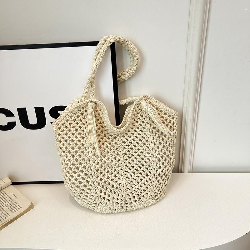 Casual Large-capacity Cotton Thread Woven Bag New Hollow Straw Bag Lazy Wind Shoulder Bag Vacation Beach Bag Women's Bag