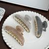 Sophisticated Acrylic Hair Claw Clip Featuring Unique Line Design For Fashionable Women