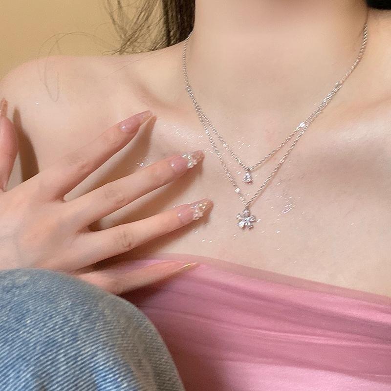 Super flash design collarbone chain claw chain zircon butterfly necklace feminine niche high-fashion hot girl necklace