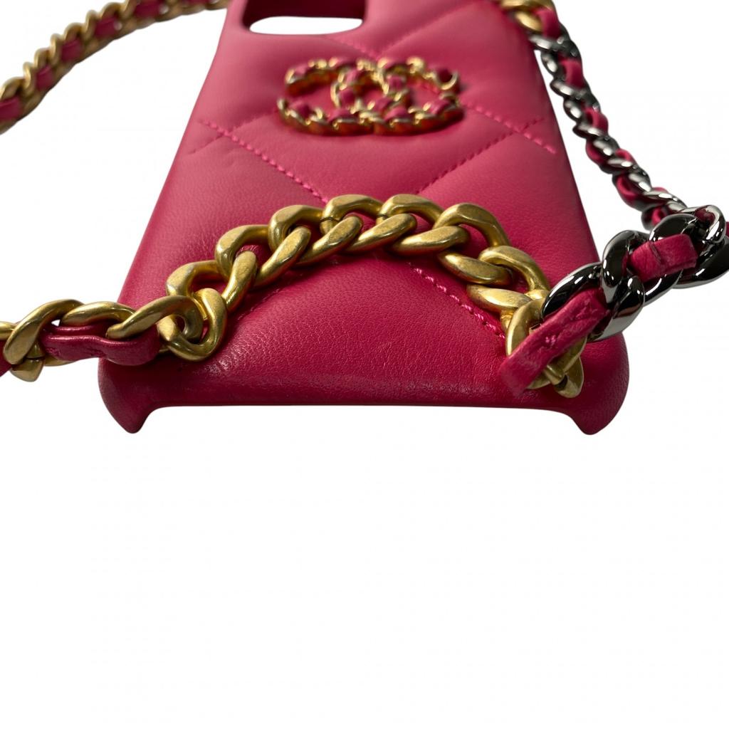 Used CHANELOther accessories pink leather Women