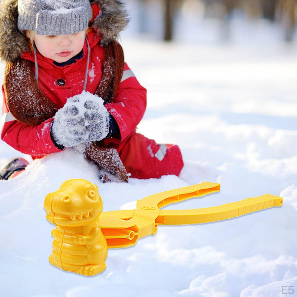 Clip Tool with Handle for Snow Ball Fights, Outdoor Activities Kids and Adults