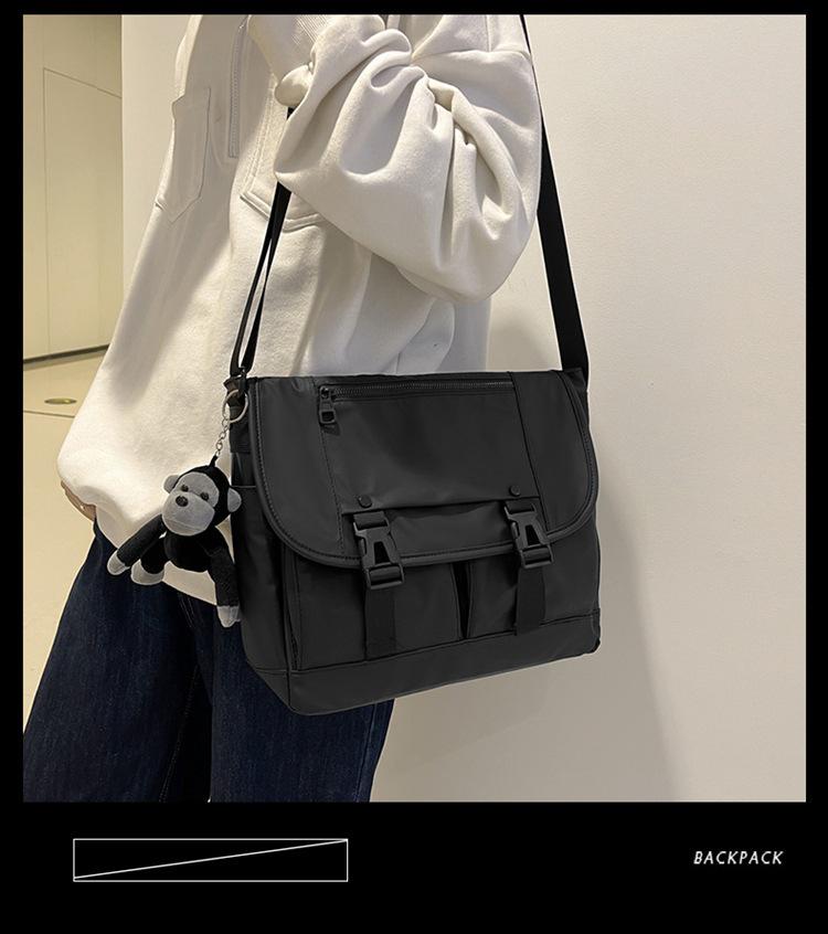 Men's Trendy Large Capacity Japanese Style Crossbody Messenger Bag