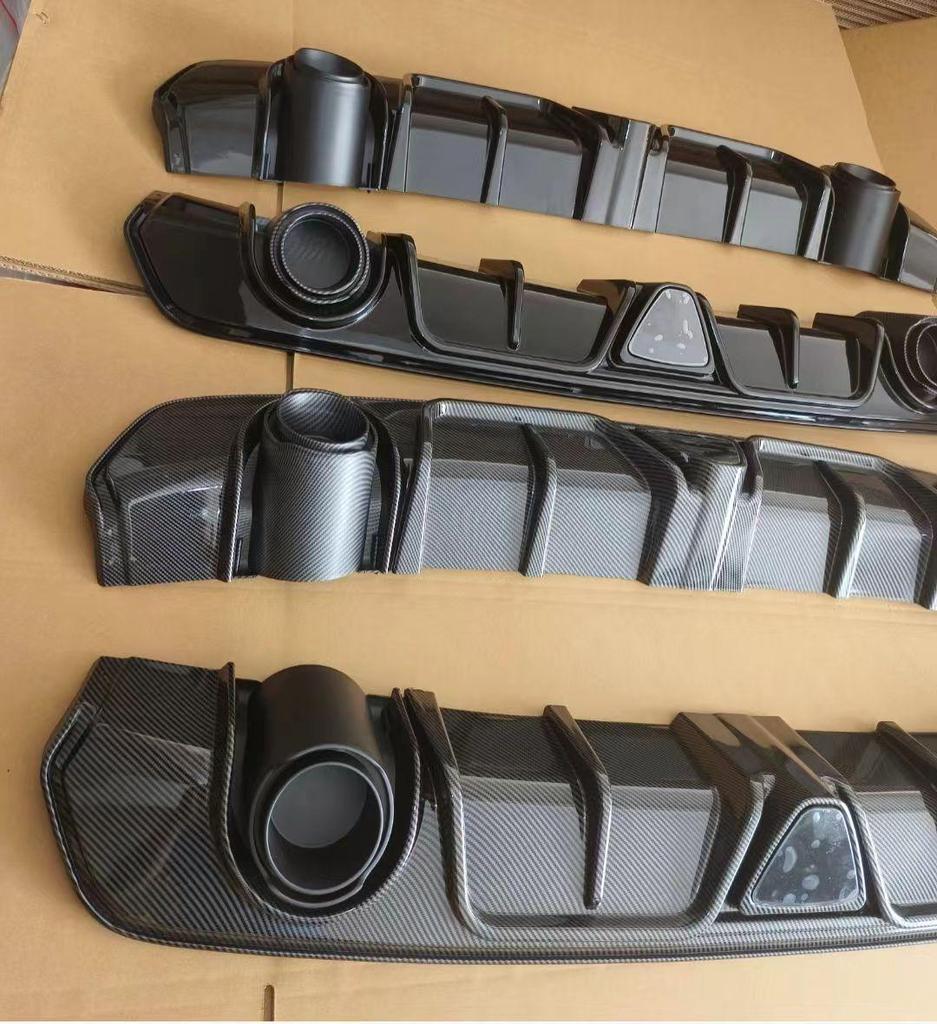 14th Gen Sylphy Rear Lip Spoiler with Navigation Light (2020-2022)