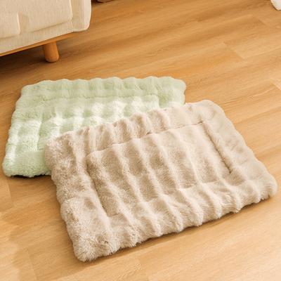Autumn and Winter Warm Thickened Dog Bubble Velvet Imitation Rabbit Fur Cushion Medium and Small Dog Teddy Cat Sleeping Mat Pet Nest