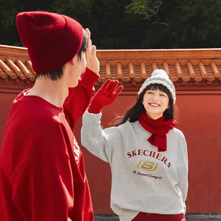 Skechers Chinese New Year Thermal Fleece Lined Fashion Minimalist Style Crew Neck Pullover Long Sleeved Sweatshirt L125U046-0248