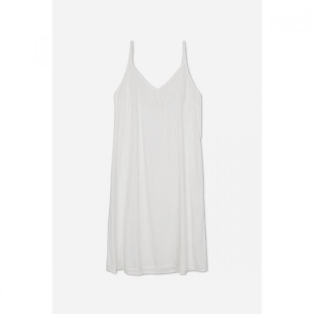 Gohunabi Slip Dress   Model  Basic Style