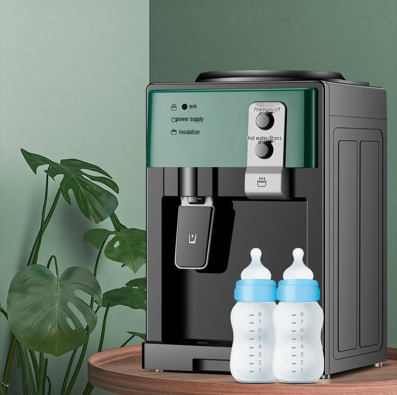 2026 Smarter Mini-Schreibtisch-Wasserspender: Automatische Toplader, Heißwasser bereit für Zuhause und Wohnheim.