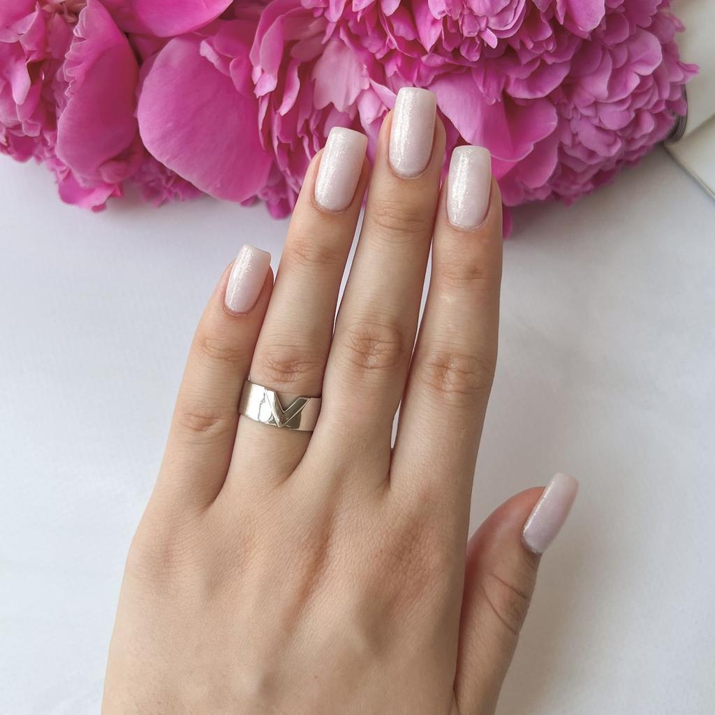 Srebrny pierścionek bez kamieni (2143406)