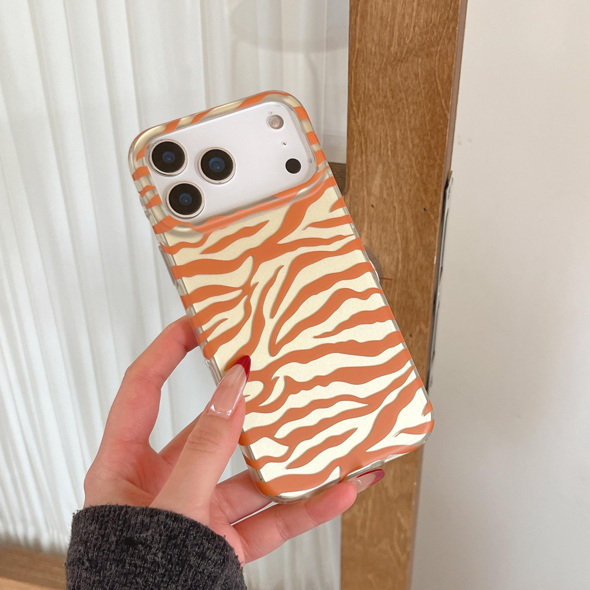 

Niche Ins Zebra Print Half-Cover IMD Case for iPhone 17 Pro Max 15 Pro