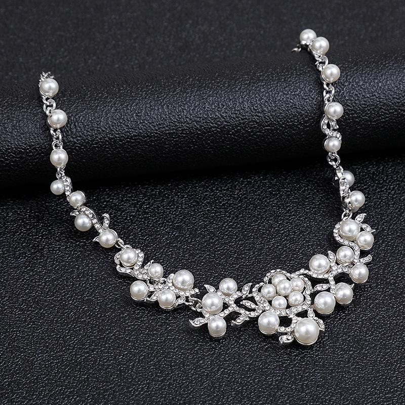 Korean Version of Pearl Necklace Earrings Set Bridal Dress Versatile Accessories Fashionable Small Fresh Alloy Electroplating Two-piece Set