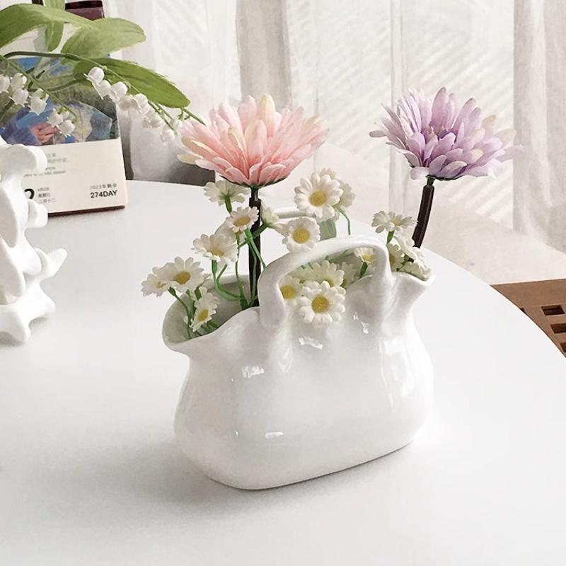 

Ceramic Vase Creative Modern Minimalist Flower Vase Aesthetics Elegant Plant Flower Bottle Home Table Decoration Room Ornaments