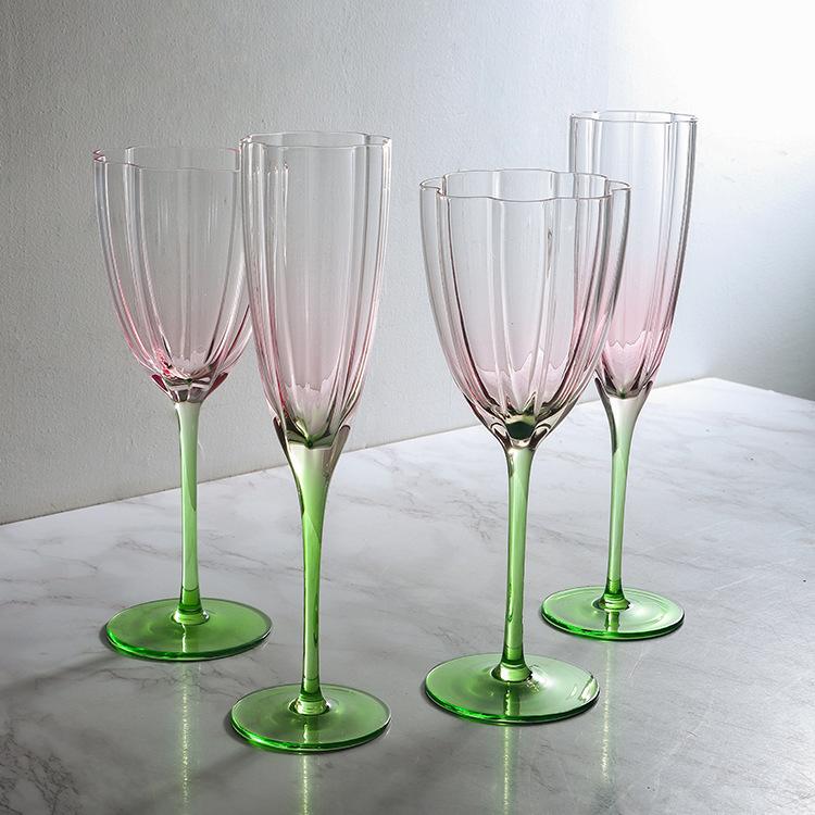 Creative Cocktail Glass with Reverse Mouth High-value Tulip Glassware High-heeled Wine Glass Juice Glasses