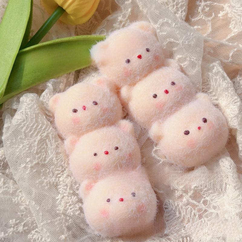 Kawaii Plush Bear Squeeze Toy Ooze Low Rebound Relief Stress Fingertip Decompression Toys Birthday Party Soft Squishy Gifts