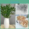 Decoração de casa – Flores e coroas artificiais