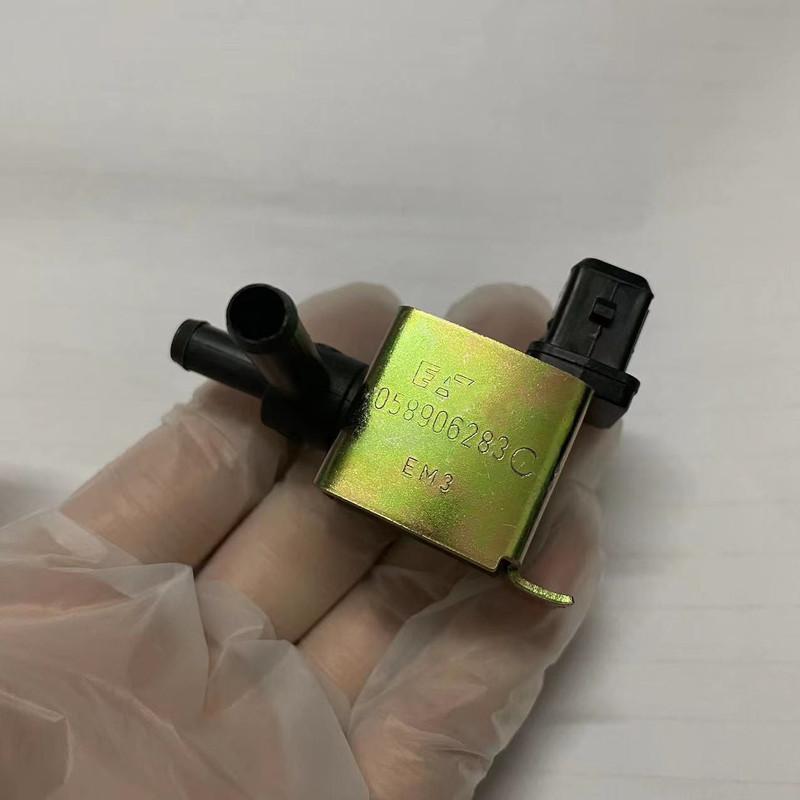 

1PC N75 Turbo Boost Control Solenoid Valve For V-WPassat B5 MK4 Golf Dossy Beetle Au-di A4 S4 TT 05890628 058906283F