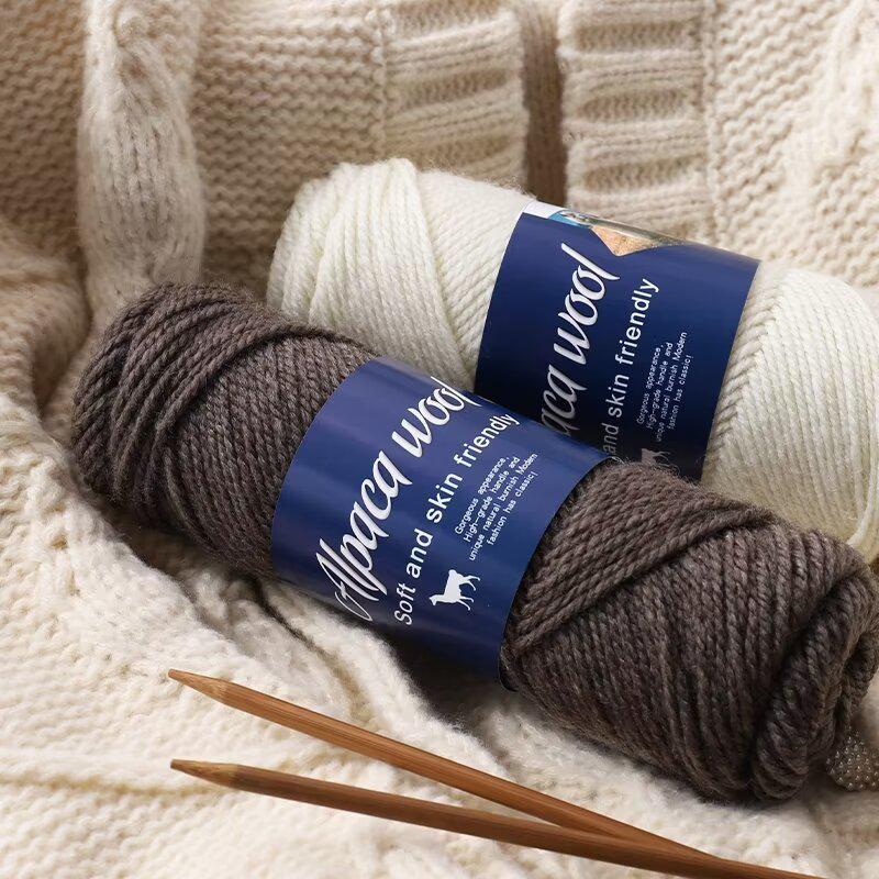 Soft Alpaca Yarn: Comfortable, ideal for hand-knitting scarves and other medium-thick projects.
