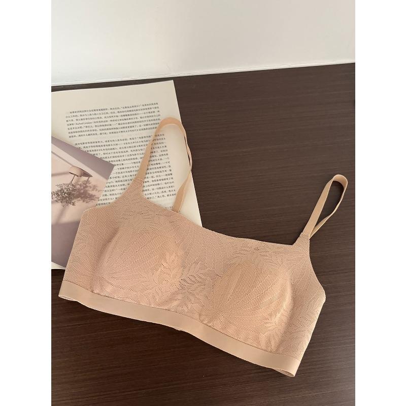 

Summer ultra-thin lace underwear women s big breasts show small rabbit ears cup non-marking anti-light thin shoulder strap non-marking bra cover XL (38/85 ABC)