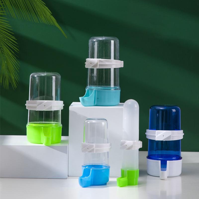 1 PC Random Color Style Bird Feeders Waterer Drinker for Bird Parrot Cages Water Dispenser Bottles Drinking Bowls Pet Supplies