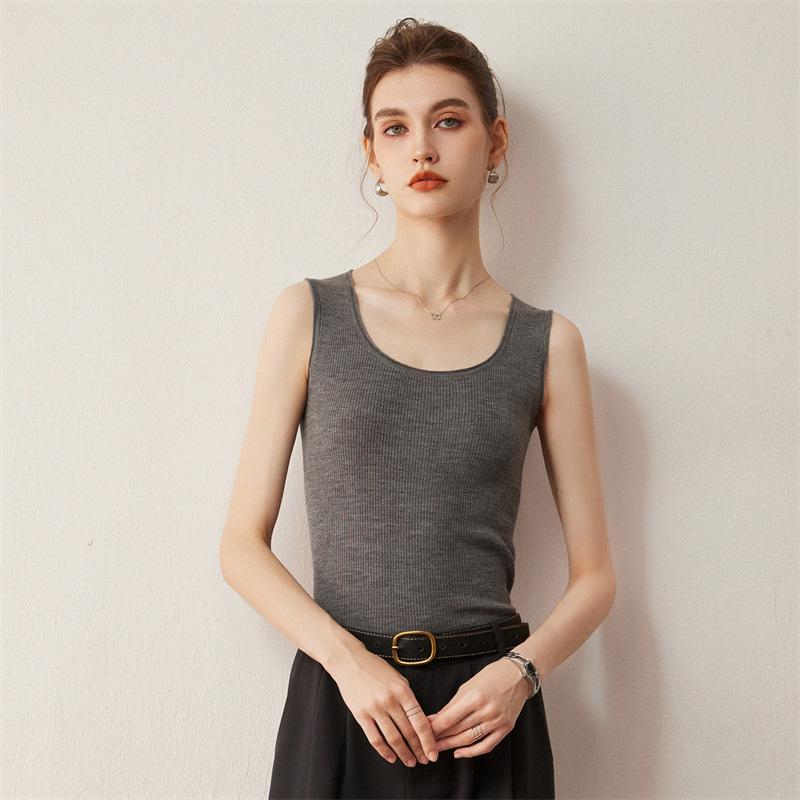 Women's Ribbed U-Neck Wool Camisole – Slimming, Stylish, Versatile Knit Sleeveless Top for Autumn and Winter