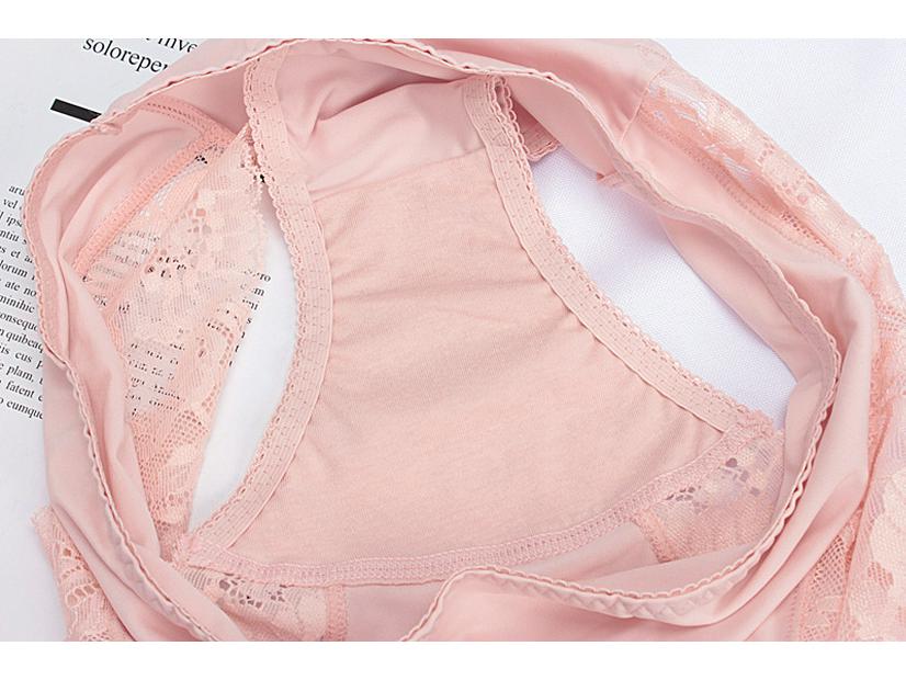 Plus Size Seamless Silk Mid-Waist Lace Panties for Curvy Women