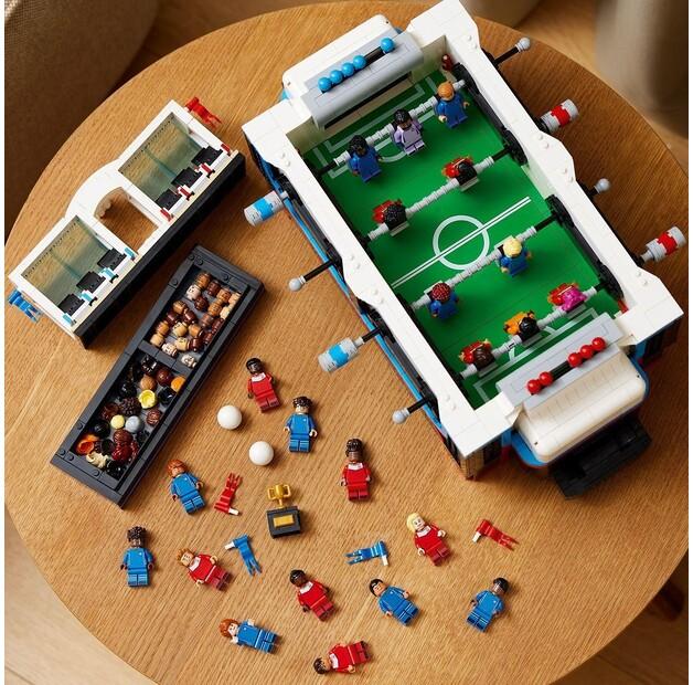 LEGO Nápady 21337 Fotbalisté