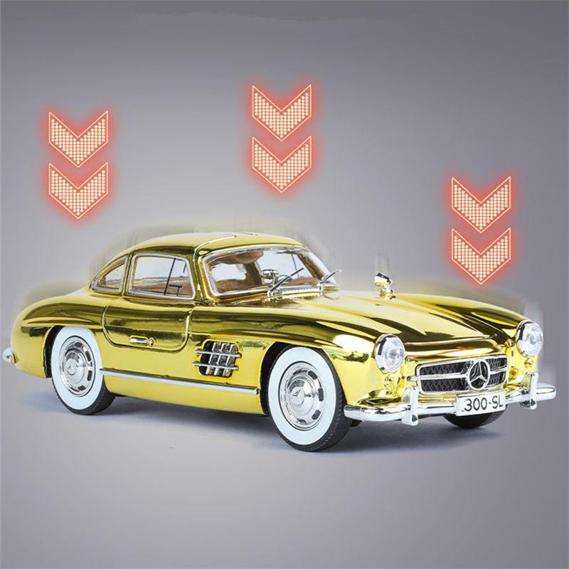 1/24 Benzs 300SL Alloy Car Model Diecasts Metal Classic Electroplating Vehicles Car Model Simulation Sound and Light Kids Gifts