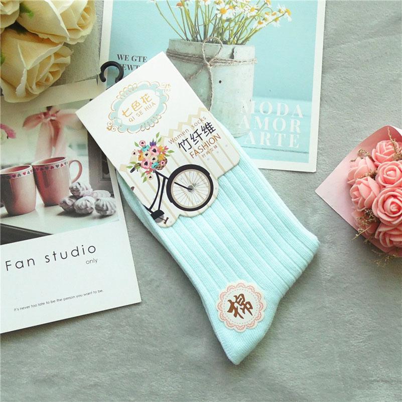 3 Paar Qualitäts-Bambusfaser Damen Socken Atmungsaktiv Deodorant Baumwollsocken Damenmode Bonbonfarbe Mittelrohrsocken Calcetines