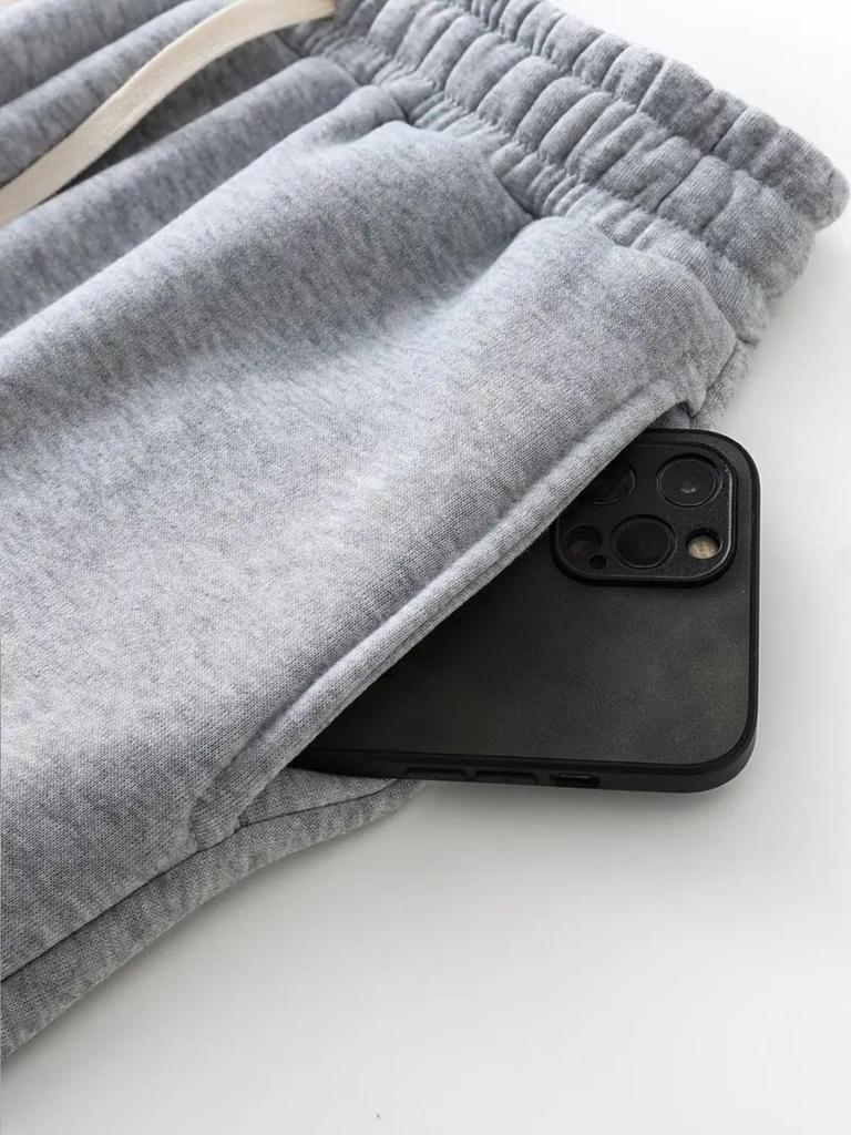 American Fleece-Lined Warm Straight-Leg Sweatpants – Trendy, Loose, Solid Color Casual Pants for Autumn & Winter