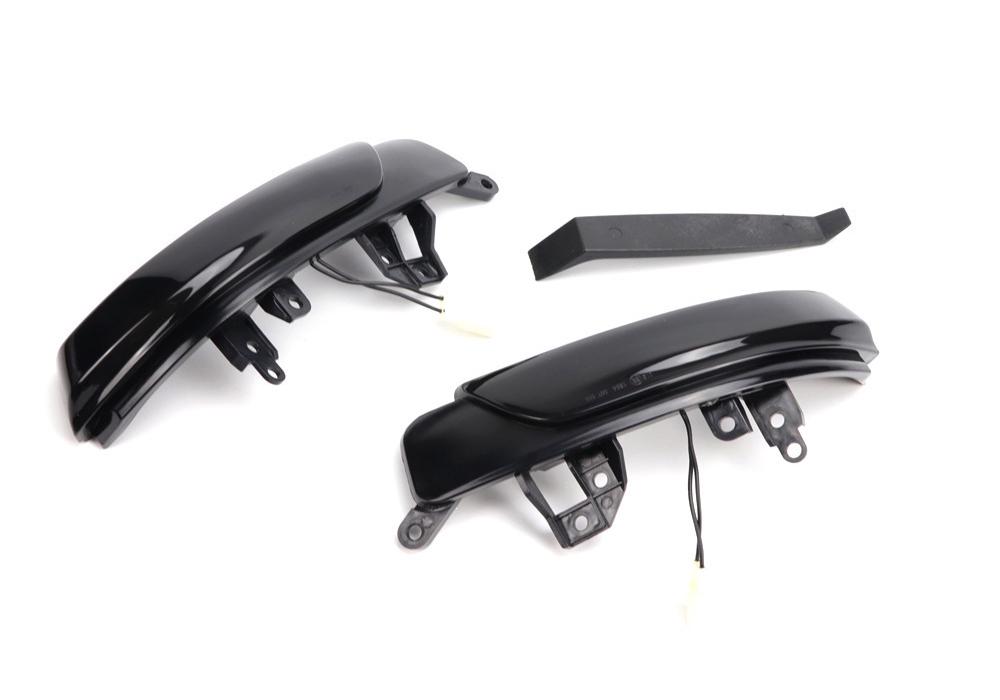 Black Shell Sequential Rearview Mirror Turn Signal Light for Toyota Prius, Reiz, WISH, Crown, Avalon.