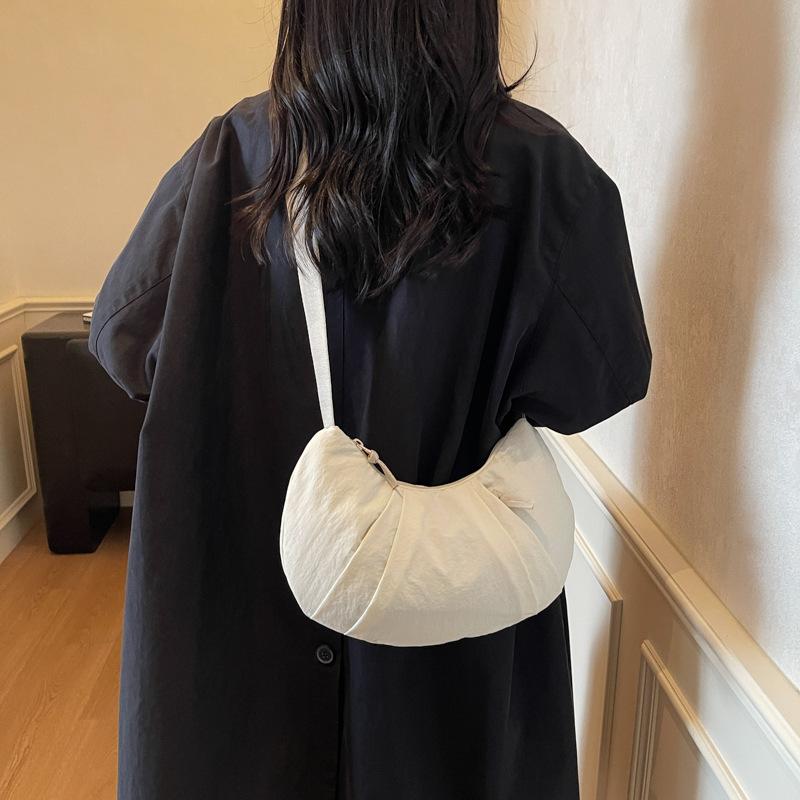 Niche Design Casual Texture Dumpling Bag Fashion Trend Large Capacity Shoulder Bag Women's 2025 Autumn and Winter Shoulder Bag