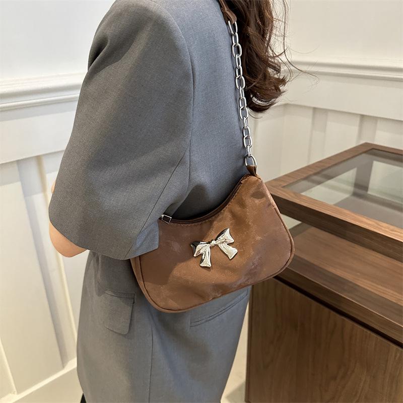 2024 Women's Solid Color Bow Underarm Bag - Fashionable Dumpling Style