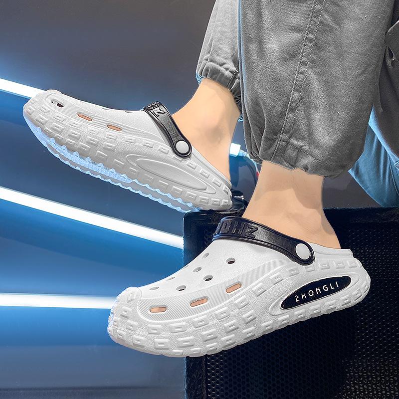 Hole Shoes Men's and Women's Trend Beach Shoes Summer Comfortable Shoes Slippers Men's Bag Head Platform Sandals