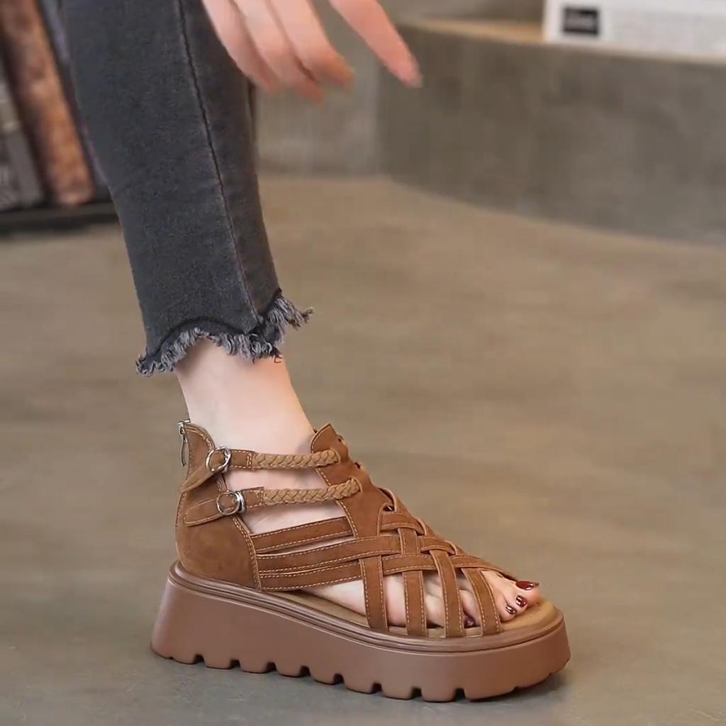 Popular retro thick-soled Roman sandals women's 2025 summer new lightweight hollowed-out small height-increasing woven sandals