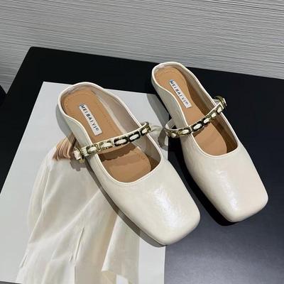Koreanische Version von vielseitigen Mary Janes mit einer Taschenkappe und Halbslippern für Damen zum Ausgehen, Pedalketten-Flachsohlen-Muller-Schuhe