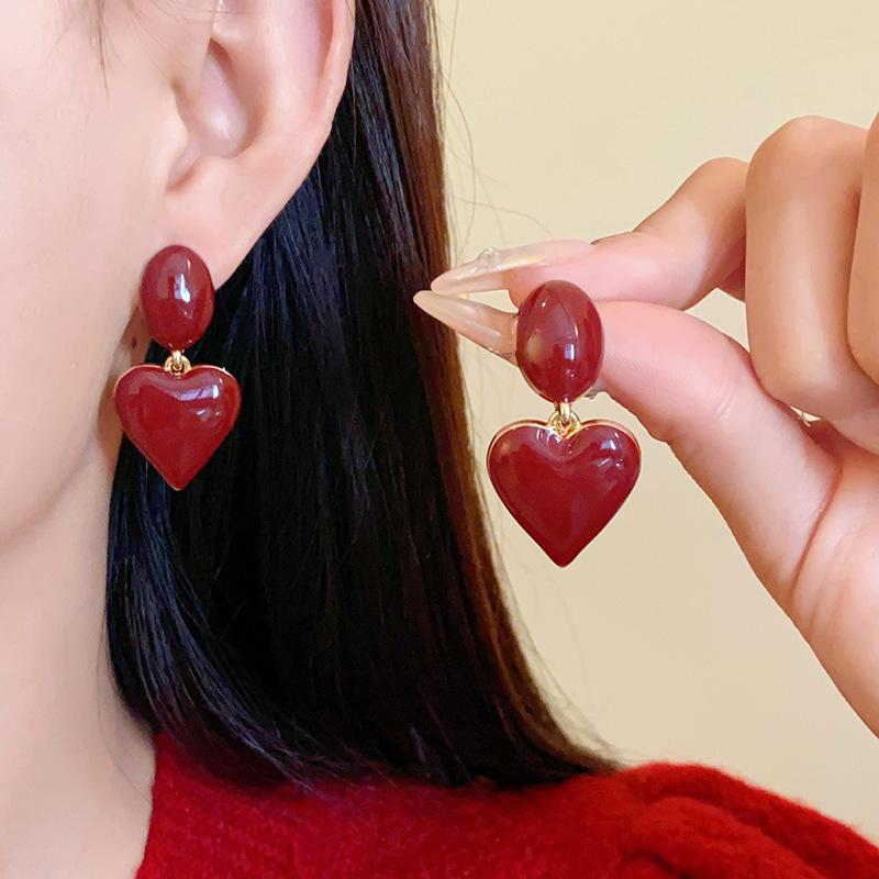 2024 Exquisite High-End Retro Silver Needle Red Heart Flower Earrings for Women