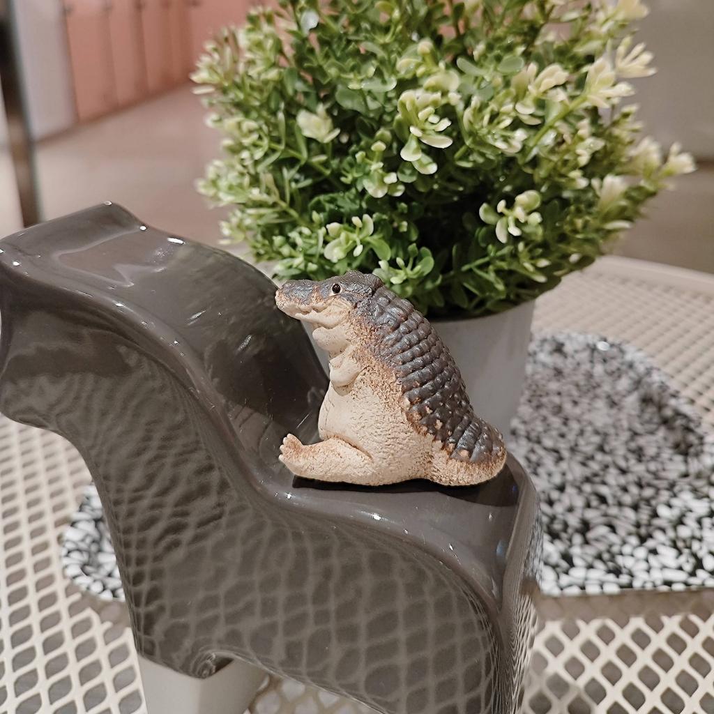 Chubby Little Crocodile Garden Ornament Home Dining Table Decoration Fun Resin Crafts Gift Mini Cute Crocodile Ornament