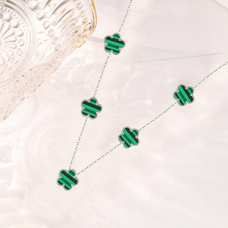 Gold Silver Color Pendant Necklaces Double Sided Flowers Stainless Steel Necklace Elegant Charms for Necklace Women Charm Clover