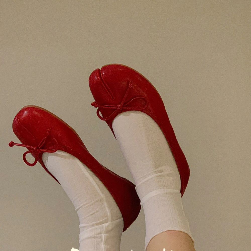 Mode IPPEUM Ballerinas Damen Zehentrenner Schuhe Übergröße 44 Schwarzes Leder Mary Janes Schmetterlingsknoten Ballerinas Zapatos mujer