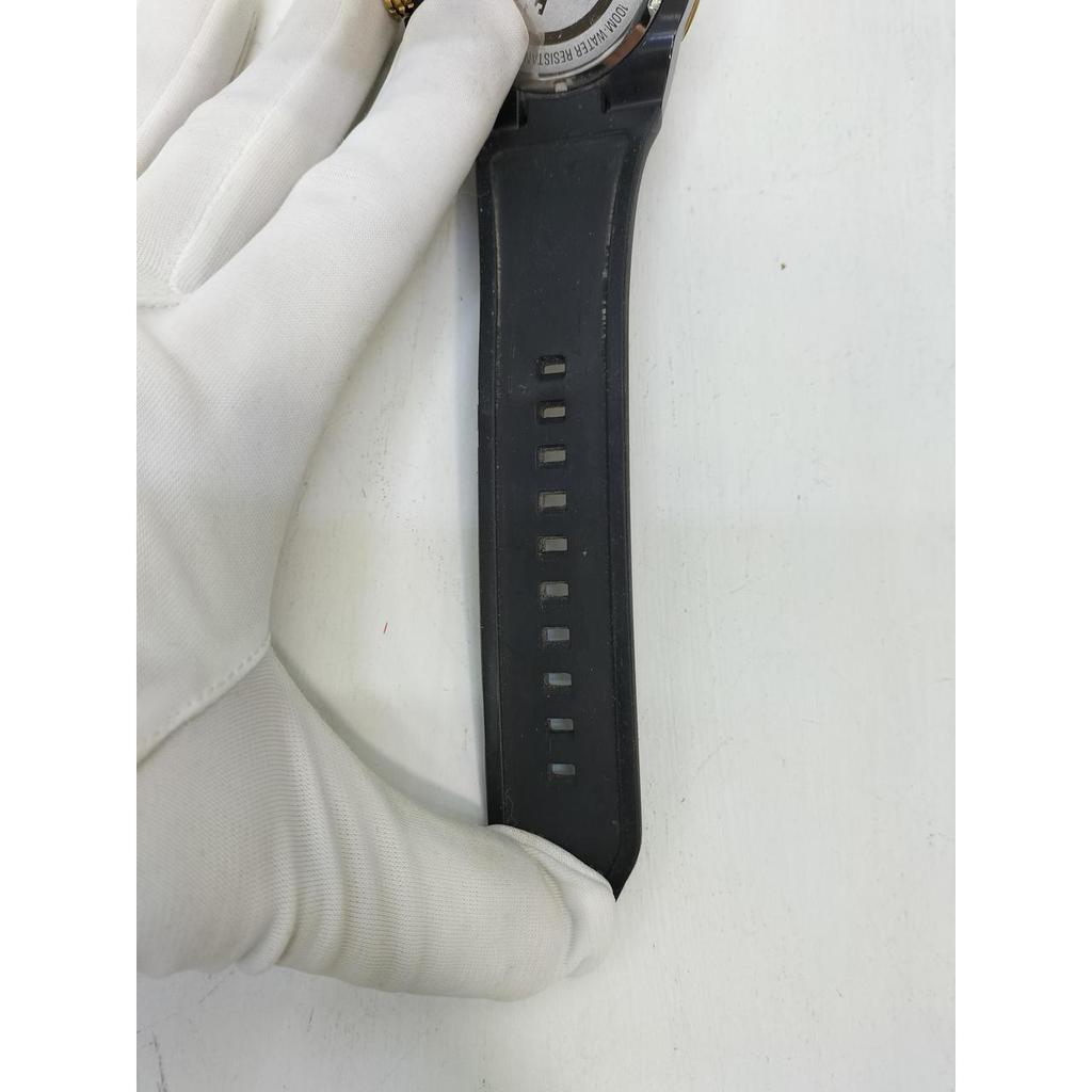 Used INVICTA 25687 Watch