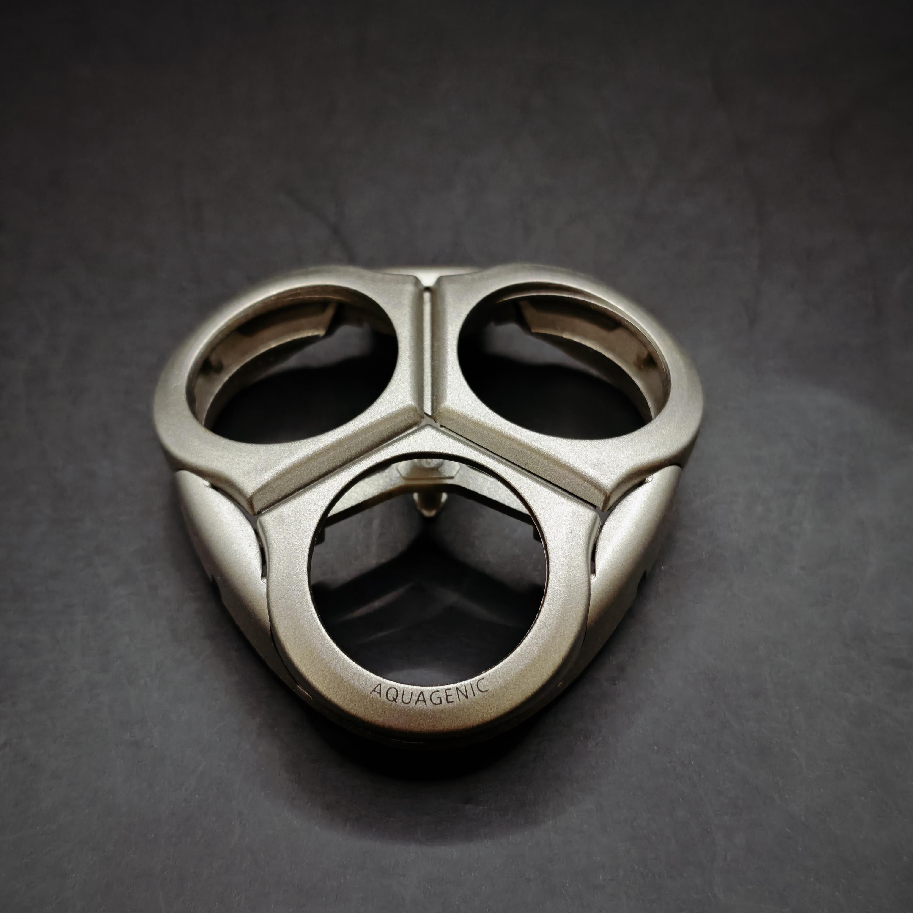 

Razor Head Holder Cover Prewave Replacement For Philips HQ8867 HQ8875 HQ8890 HQ8891 HQ8892 HQ8893 HQ8894 HQ8895 срібний