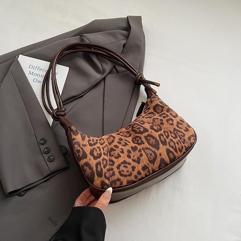 Modna torebka, niszowa i stylowa torebka crossbody, casualowa torebka na ramię pod pachę