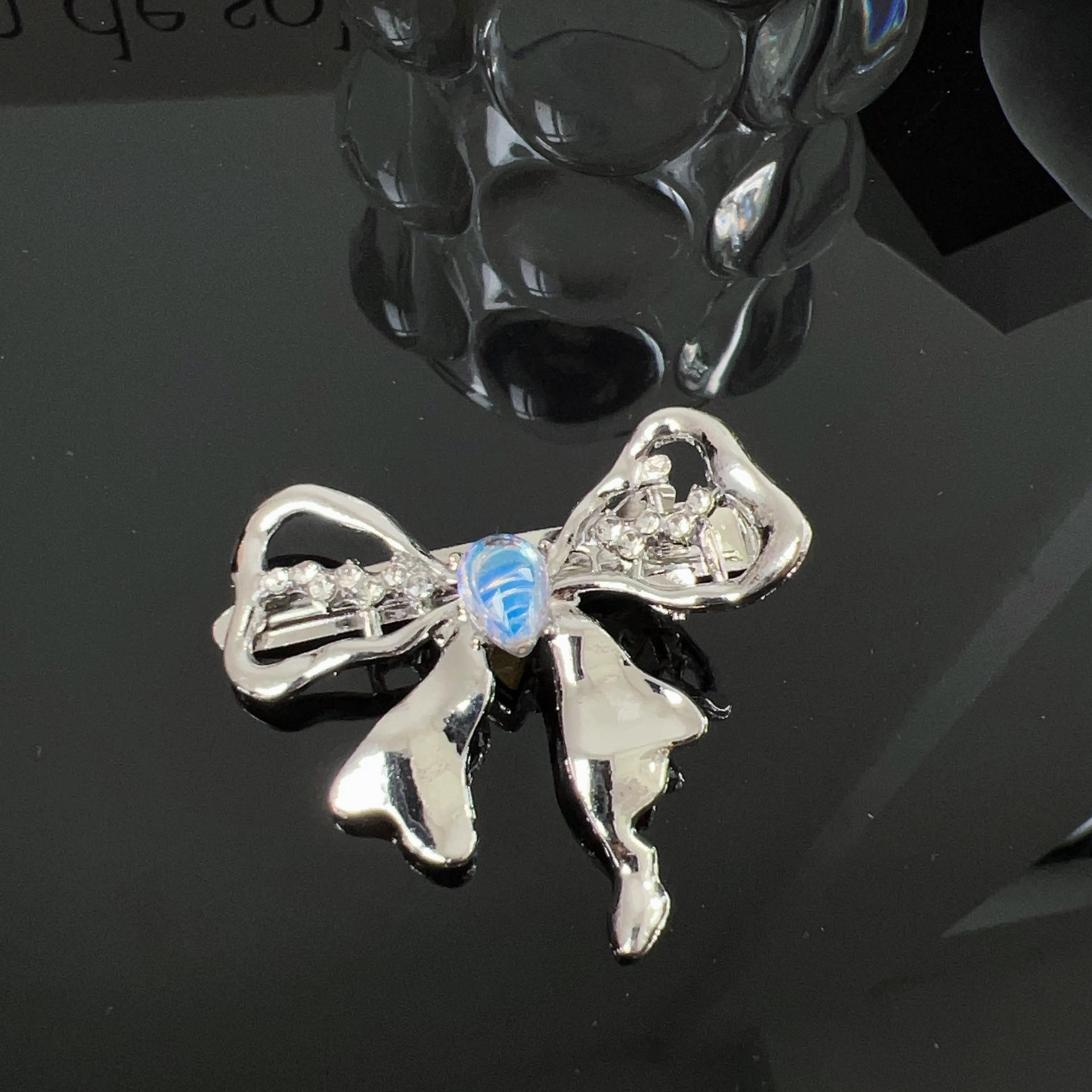 

Заколка для волос Y2K Bear & Butterfly — роскошный, простой, высококачественный головной убор для модных женщин