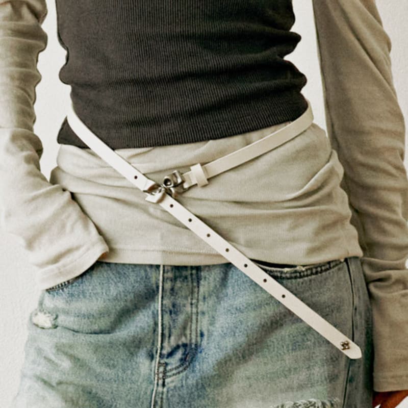 

Маска BL002 Женский кожаный ремень с лентой (2 цвета) 02. Buckle_Vintage Silver_Strap_White_M