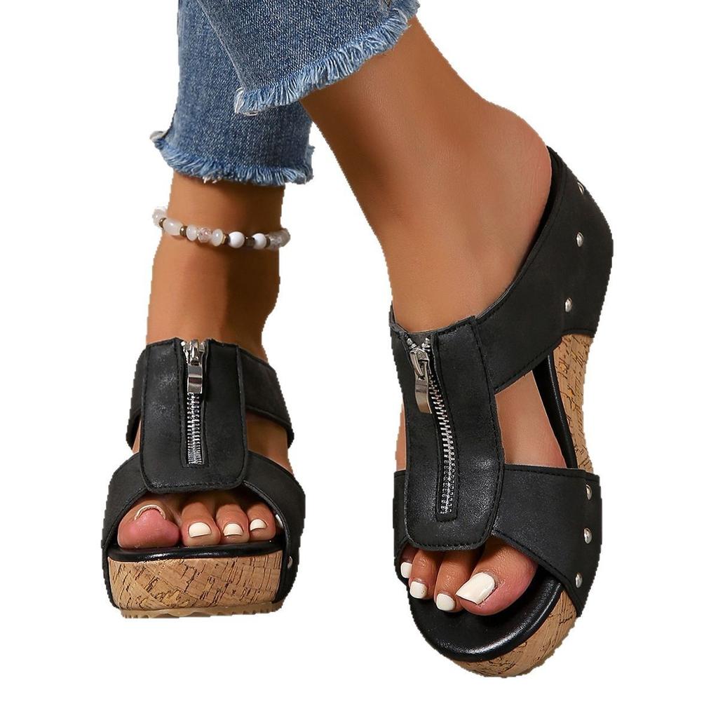 Direct supply of foreign trade large size 2025 new women's wedge heel fish mouth thick-soled rivet sandals