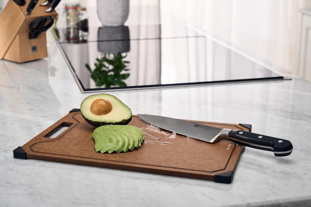 ZWILLING Wood Fiber Cutting Board, Brown, Medium Size. Scratch-resistant, Dishwasher Safe. [Official Japanese Retailer] Z1031-038