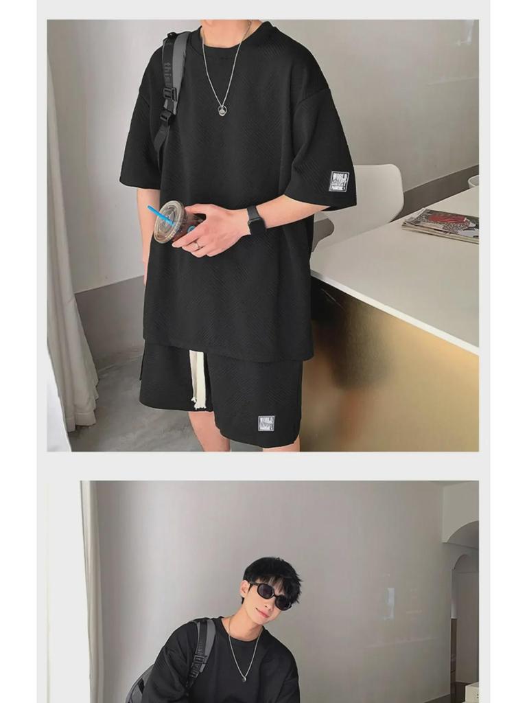 Hong Kong Style Waffle Men's Short-Sleeved Sports Casual Set: Loose T-Shirt and Trendy Shorts 2023.