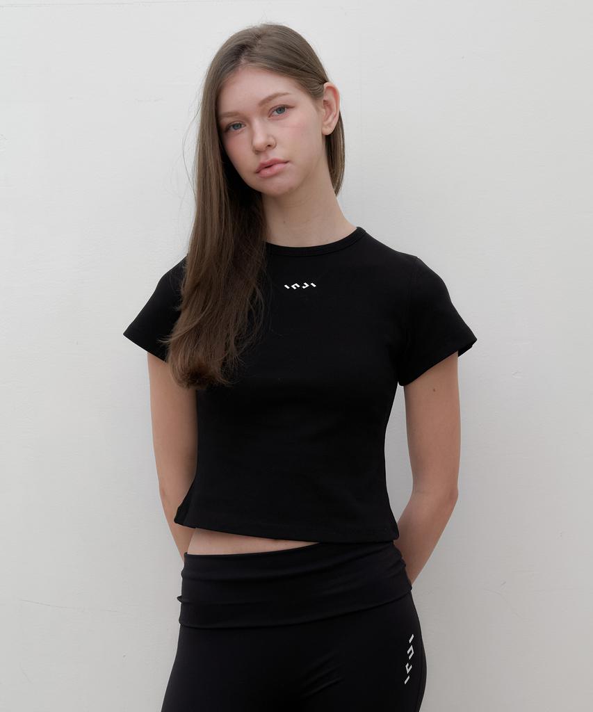 INJIACTIVE Slim Fit Logo Crop Tee Black