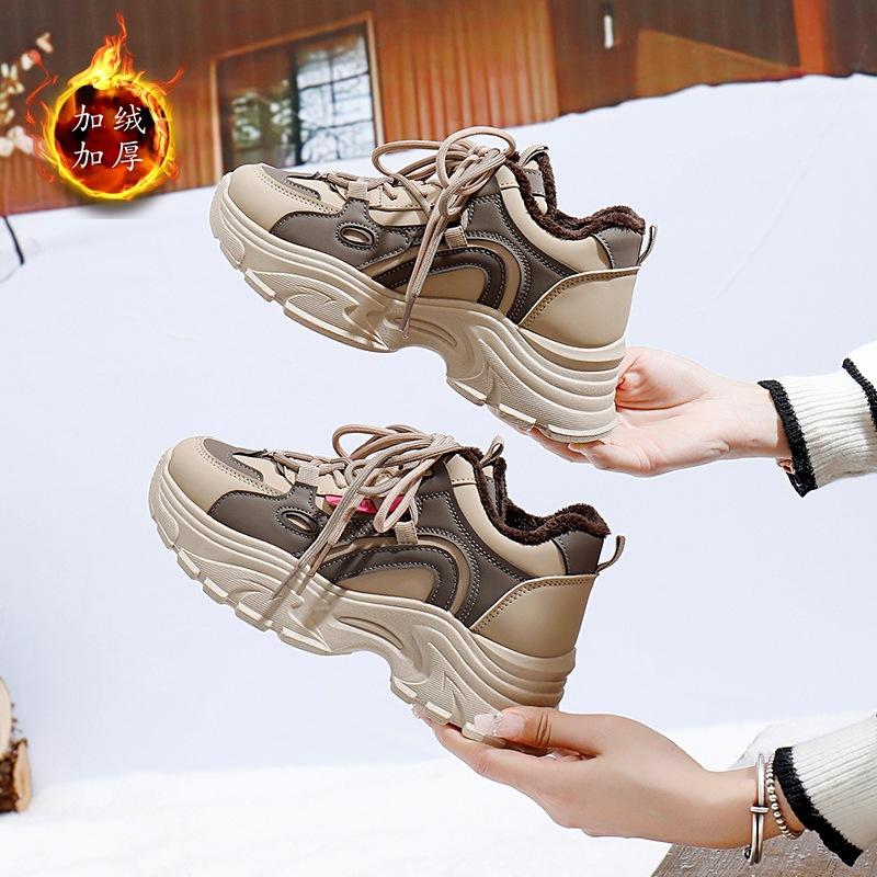 

ins Korean version of velvet dad shoes for women 2024 winter student running sports thick sole height increase casual street shot Q8835 35 хаки