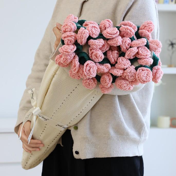 Hand-knitted Rose Bouquet Flower Blanket for Office Naps